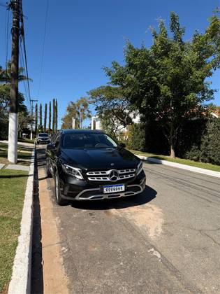 MERCEDES-BENZ GLA 200 1.6 CGI FLEX ADVANCE 7G-DCT MERCEDES-BENZ GLA 200 1.6 CGI FLEX ADVANCE 7G-DCT